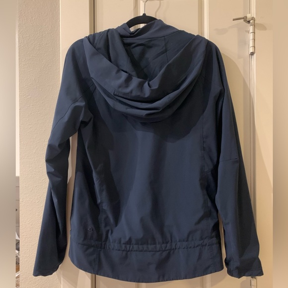 Lululemon step to it jacket 4 - Picture 3 of 7